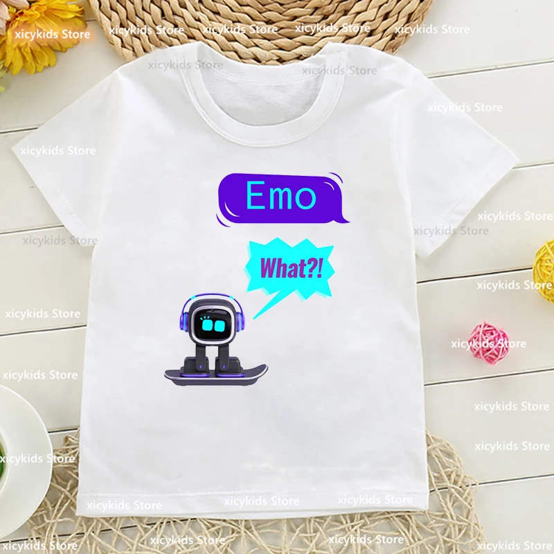 Camiseta Kawaii Emo Robot - Niño usando la prenda
