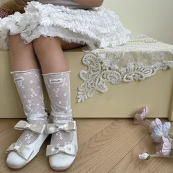 1 par de calcetines finos de verano para niños y niñas, calcetines de pelo suelto con bordado Floral de belleza, calcetines escolares suaves y transpirables a la moda para niños