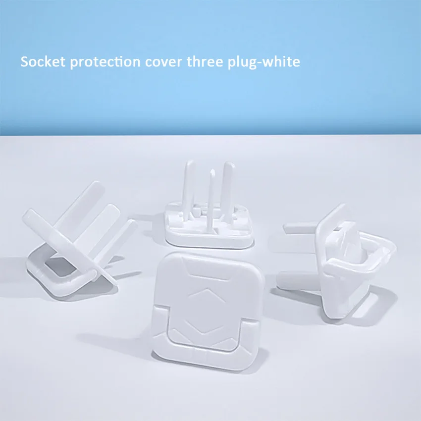 3 plugs white