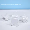 3 plugs white