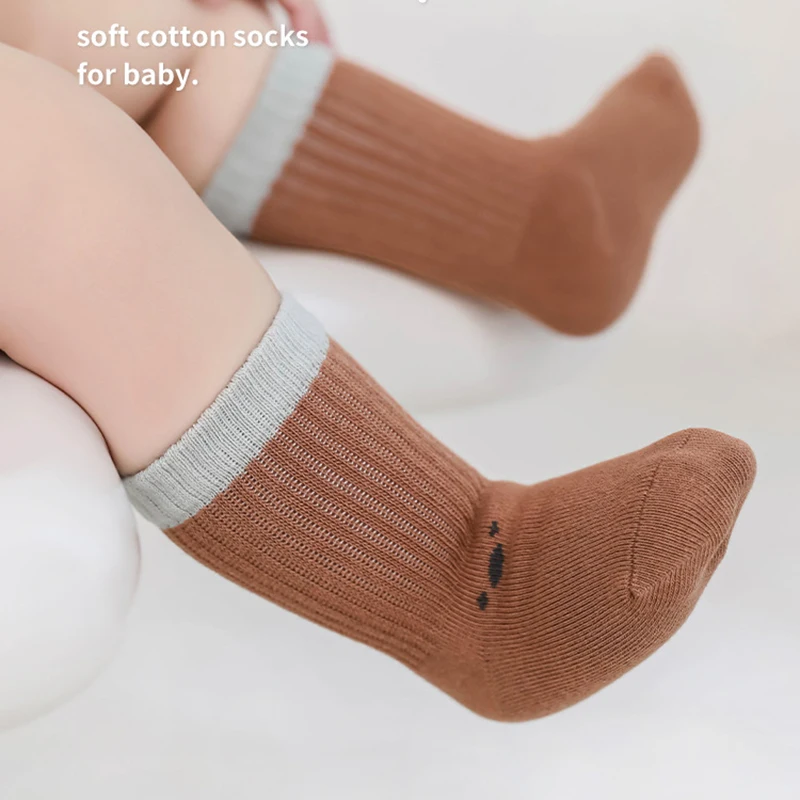Calcetines bebé algodón sin costuras – Rayas suaves