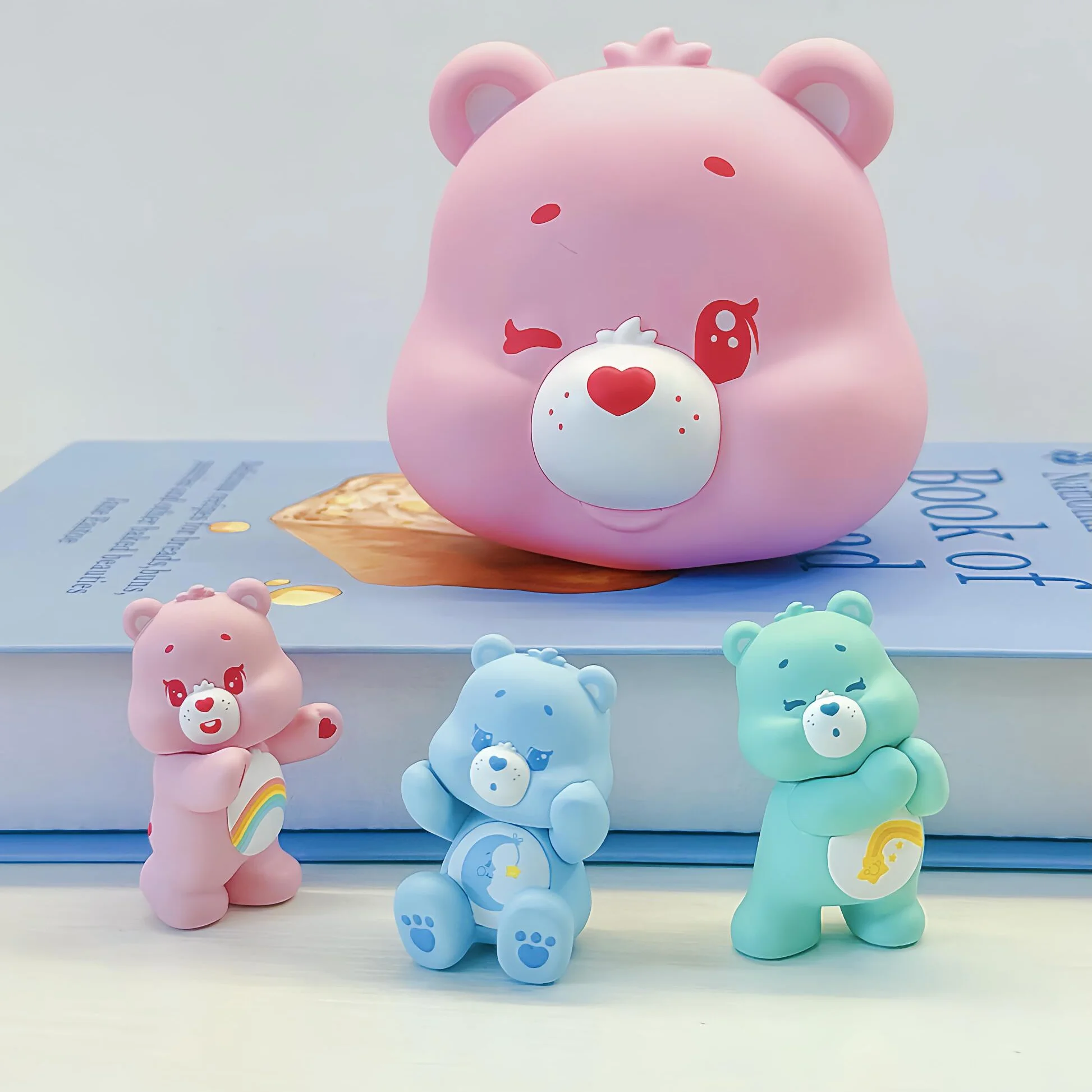 Caja ciega de la serie diaria con microluz de oso para cuidado caliente, juguetes de regalo, decoración Kawaii para el hogar, estatuilla coleccionable, adornos de escritorio para niños - imagen 5