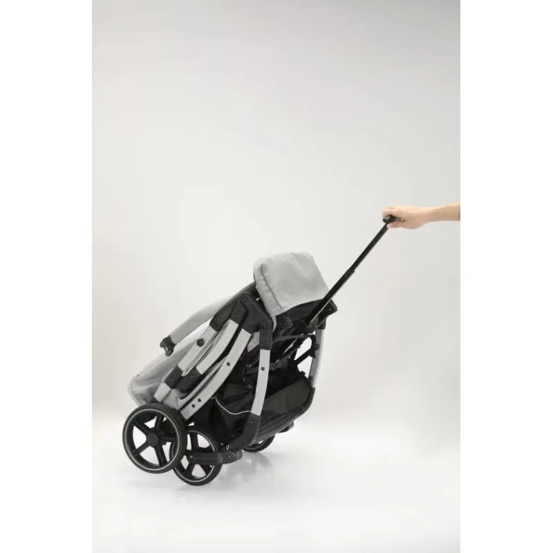 El artefacto para caminar para bebés es liviano y plegable, puede sentarse o acostarse, un coche de bolsillo de viaje para niños. - imagen 4