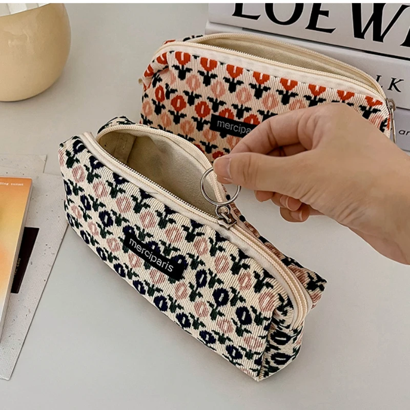Bolsa de lápices de estilo fresco Floral Kawaii, estuches de lápices de flores pequeñas, bolsa para bolígrafos sencilla y bonita, bolsas de almacenamiento, suministros escolares, regalo de papelería