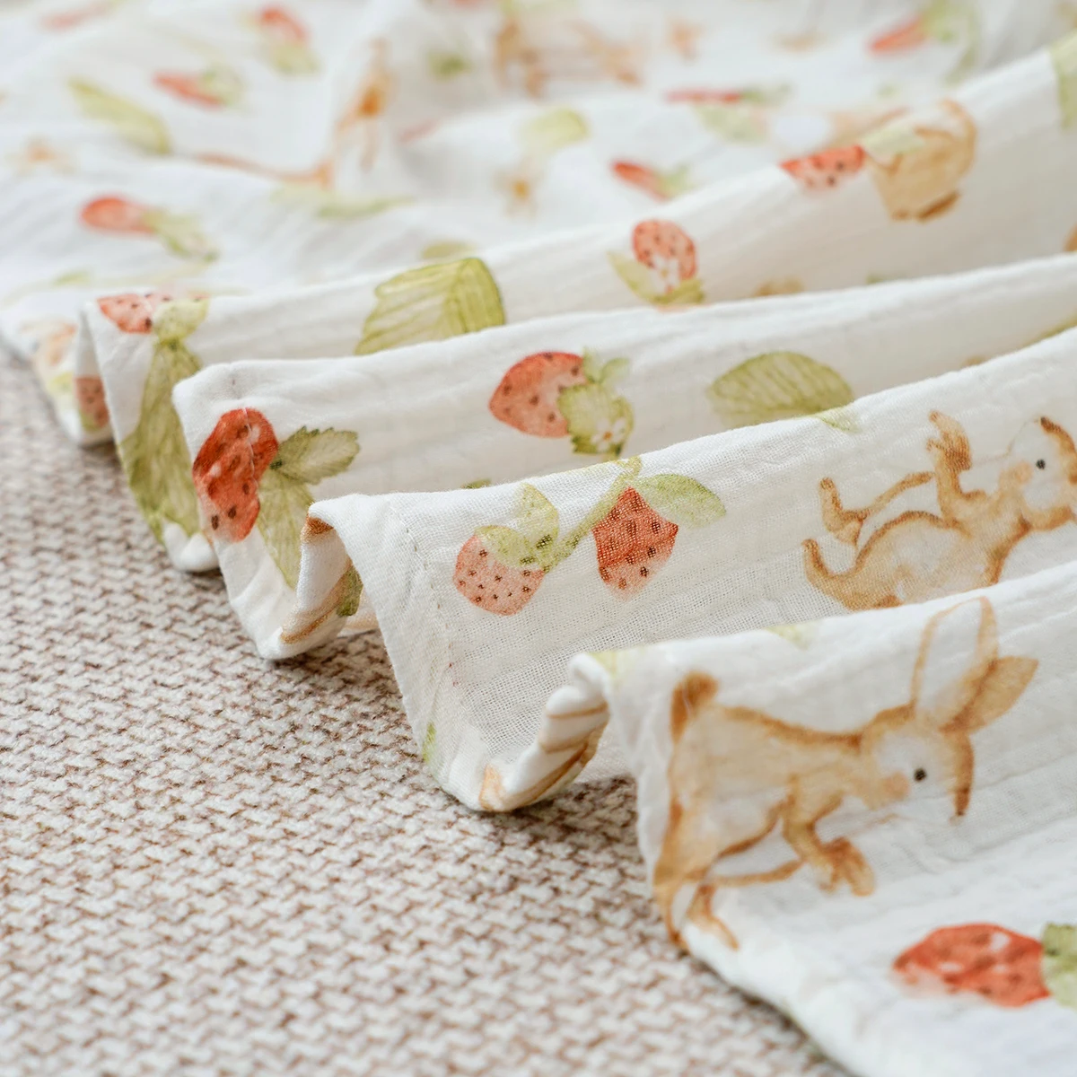 Elinfant 100% algodón para recién nacido, toalla de baño suave y acogedora, mantas envolventes, mantas envolventes de muselina, tela crepé - imagen 3