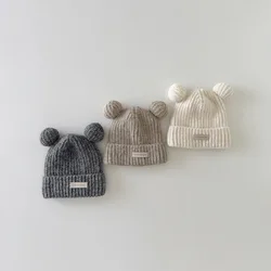 Nuevo gorro de invierno para bebé, gorro tejido con forro térmico, bonito oso de dibujos animados, gorro grueso y cálido para bebé, gorro suave con orejeras para recién nacido de 1 a 4 años