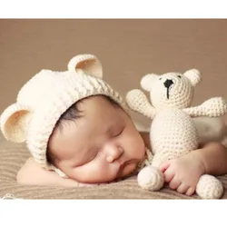 Gorro de ganchillo de zorro y peluche a juego para bebé