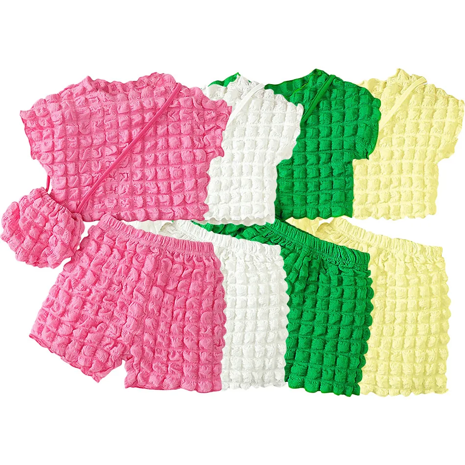 Conjunto de verano infantil con top, pantalón corto y bolso - imagen 2
