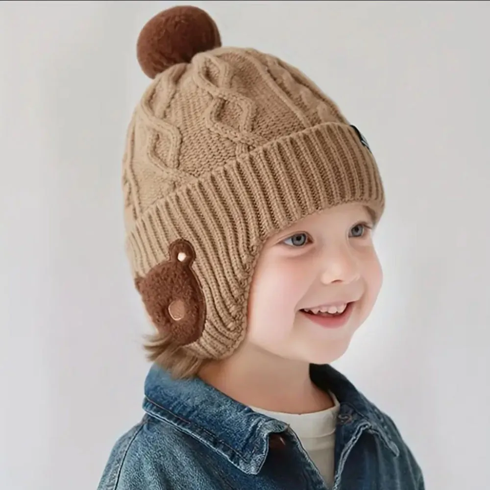Gorro pompón con orejeras de punto acrílico infantil - imagen 5