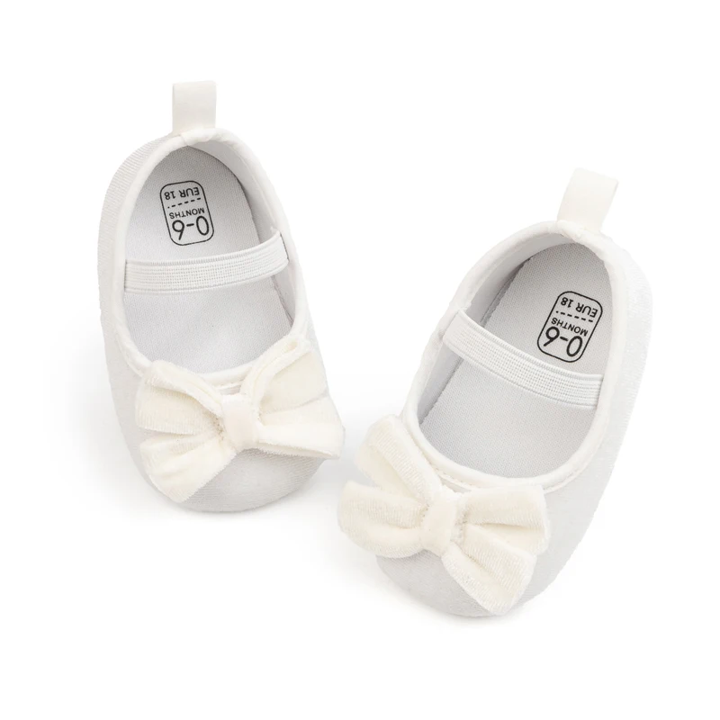 SUNSIOM Zapatos planos Mary Jane para niñas, lindos zapatos de vestir de terciopelo con lazo para niños pequeños, zapatos de cuna para bebés - imagen 4