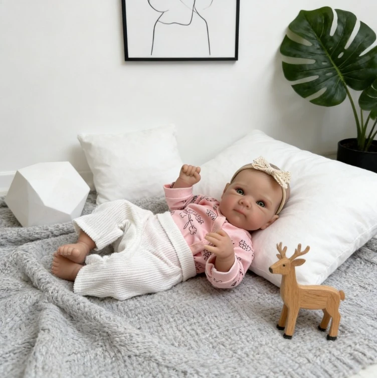 NPK-Beta Reborn Muñeca bebé realista con tacto suave y piel natural - imagen 3