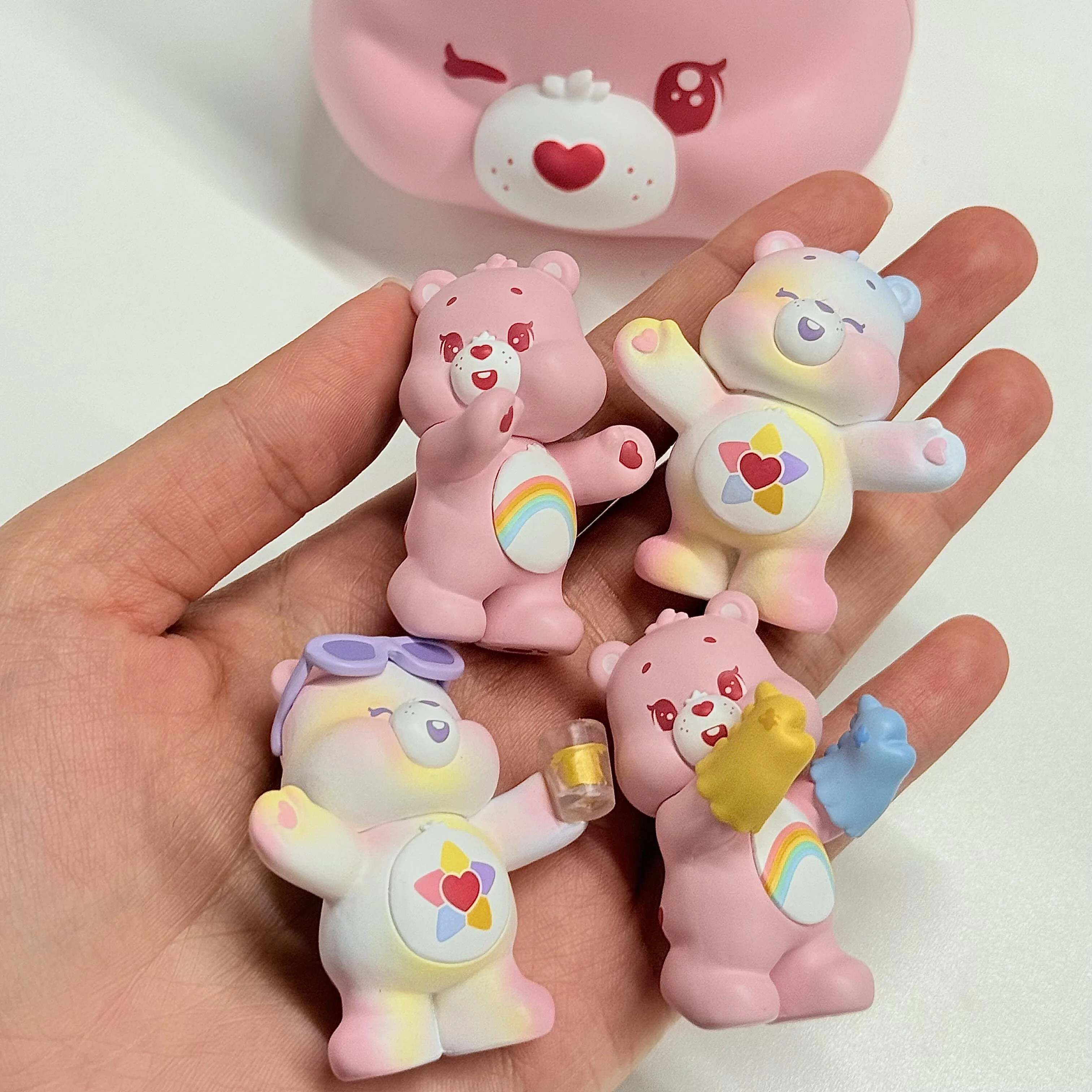 Caja ciega de la serie diaria con microluz de oso para cuidado caliente, juguetes de regalo, decoración Kawaii para el hogar, estatuilla coleccionable, adornos de escritorio para niños - imagen 4