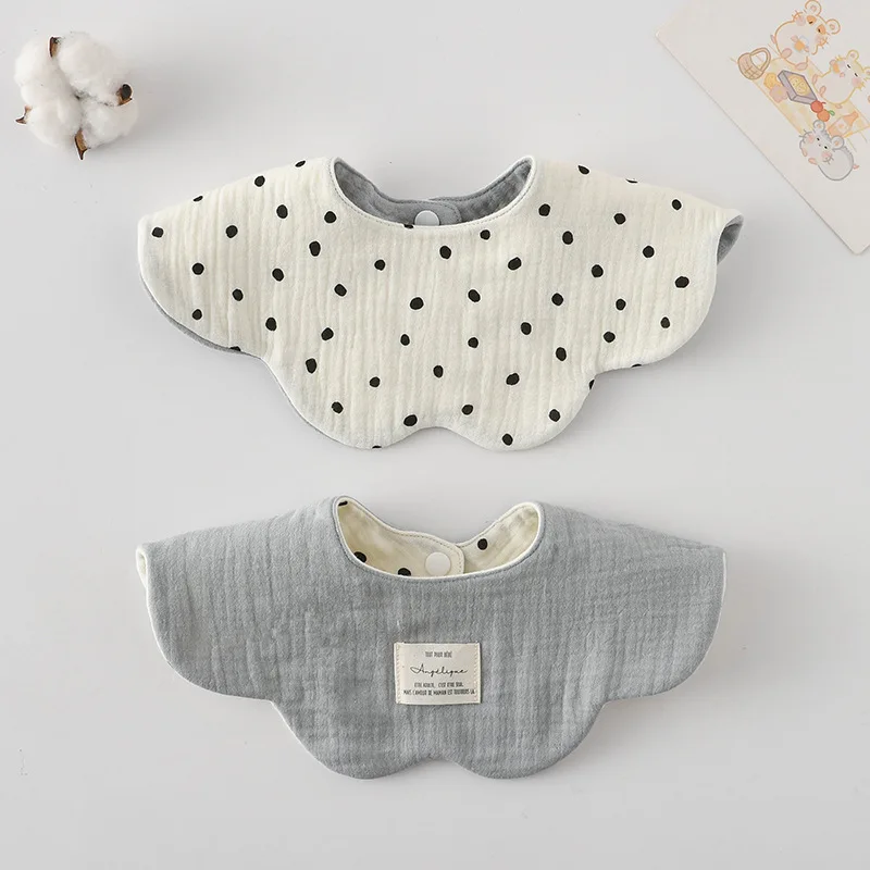 Grey Big dots