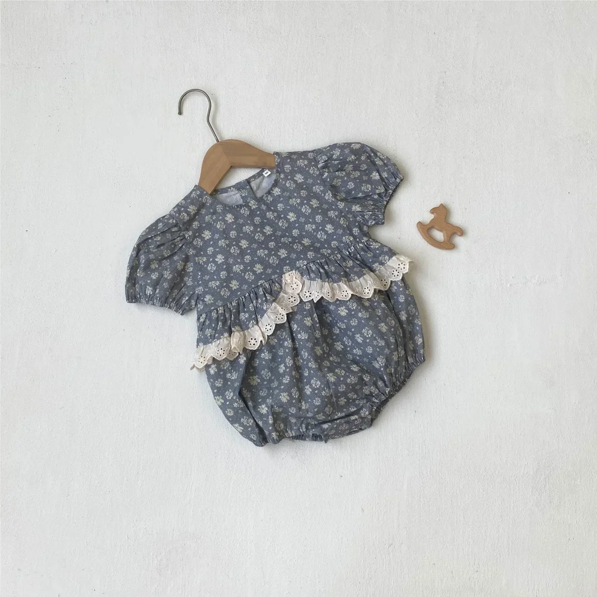 MILANCEL nuevo mono de otoño para bebé de 0 a 2 años lindo Floral transpirable niñas mono de encaje niño dulce suelto de una pieza