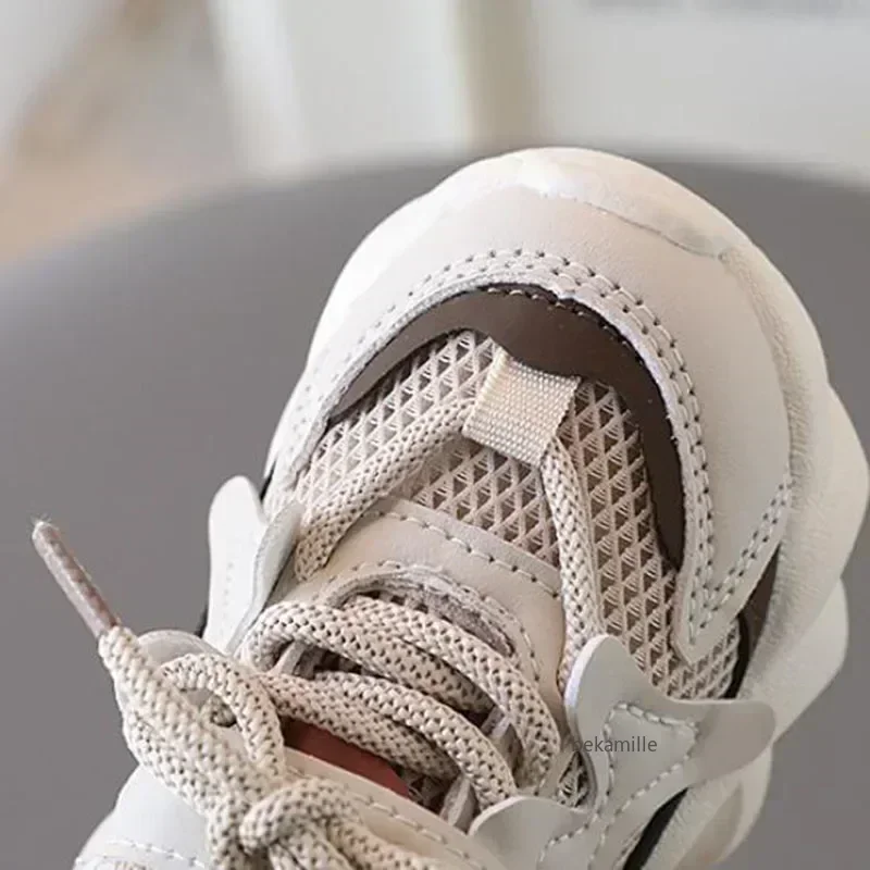 Zapatillas de deporte informales para niñas con parte superior baja de imitación para todas las estaciones para niños con diseño de punta lisa para correr y viajar - imagen 4