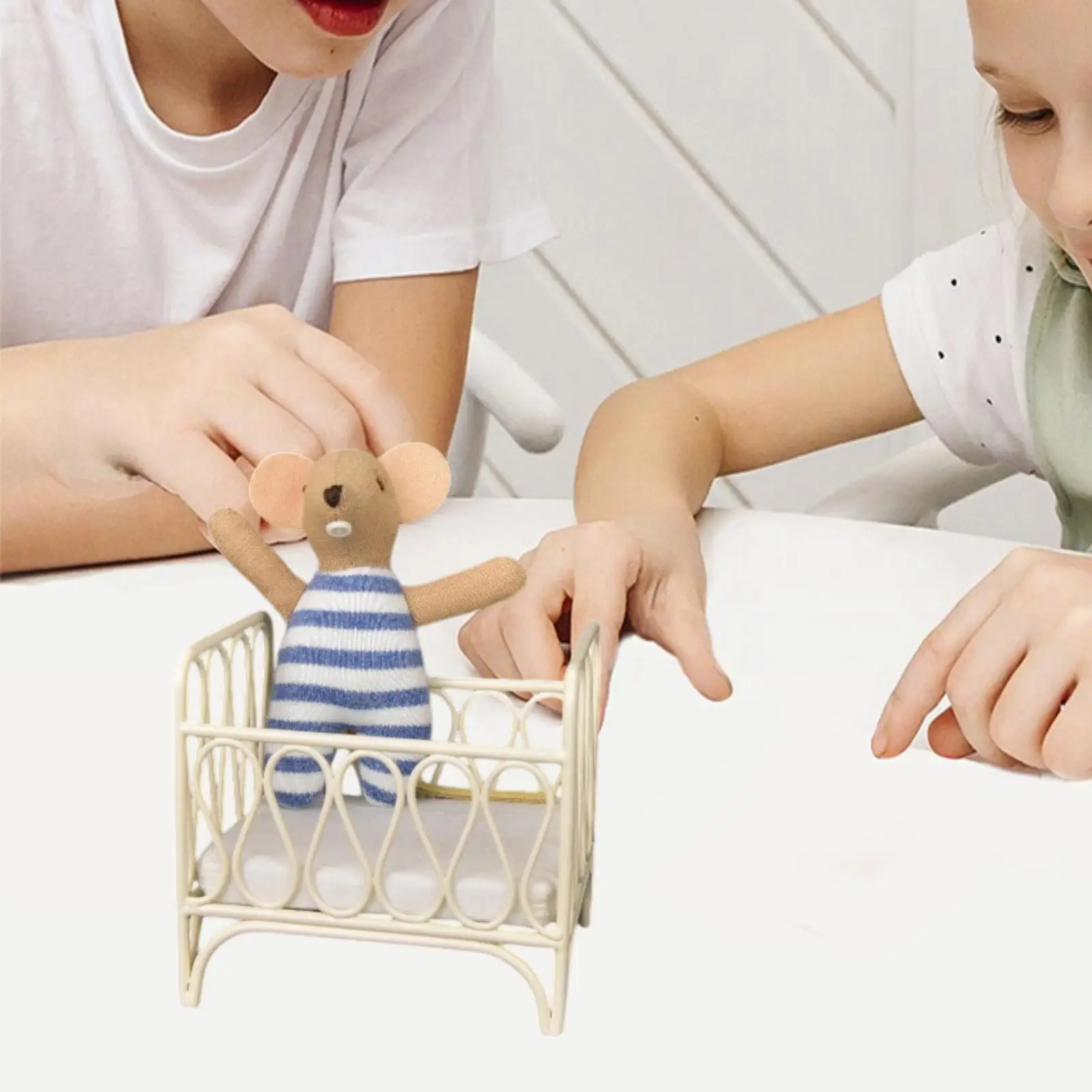 1/12 Dollhouse Bedside Crib Decorative Miniature Furniture Room for Gift Life Scene Layout Handcraft Furnishings Ornaments