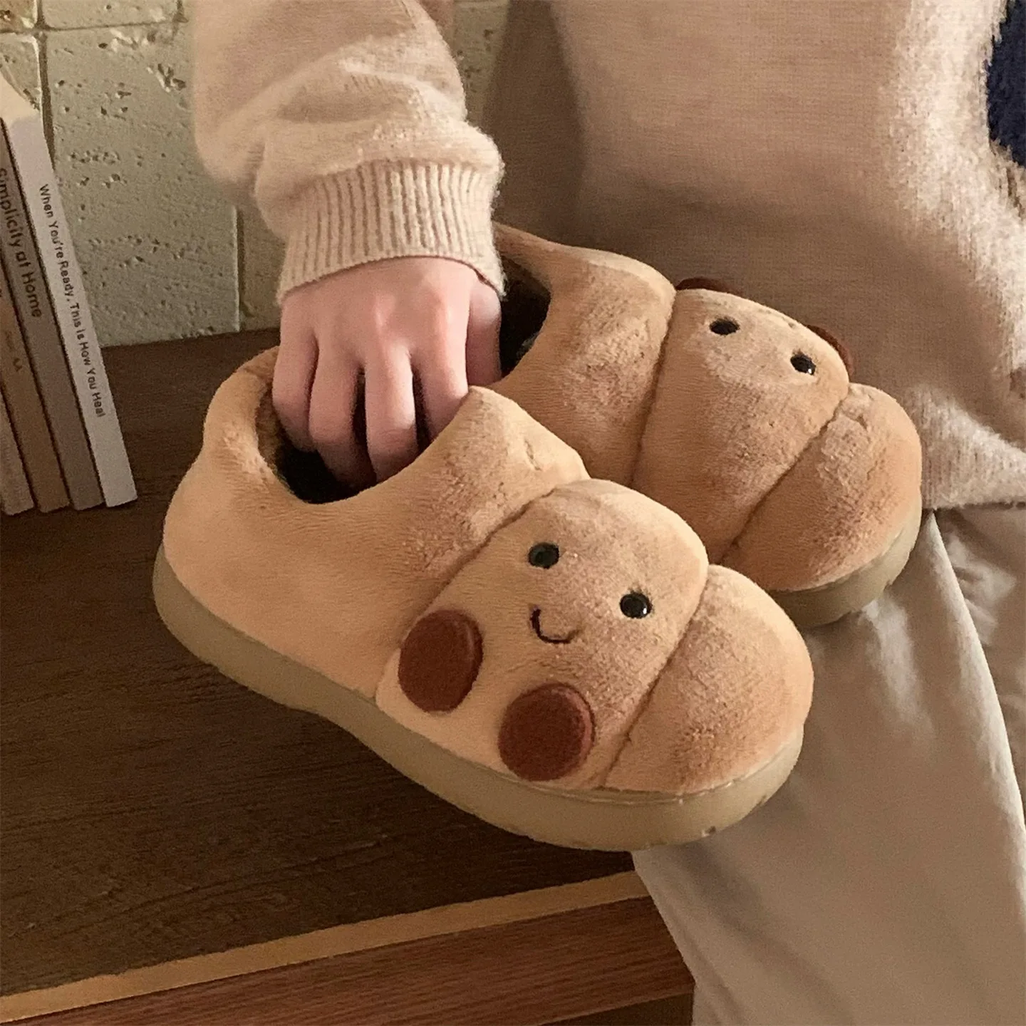 Zapatillas de invierno antideslizantes en algodón marrón para niño - imagen 5
