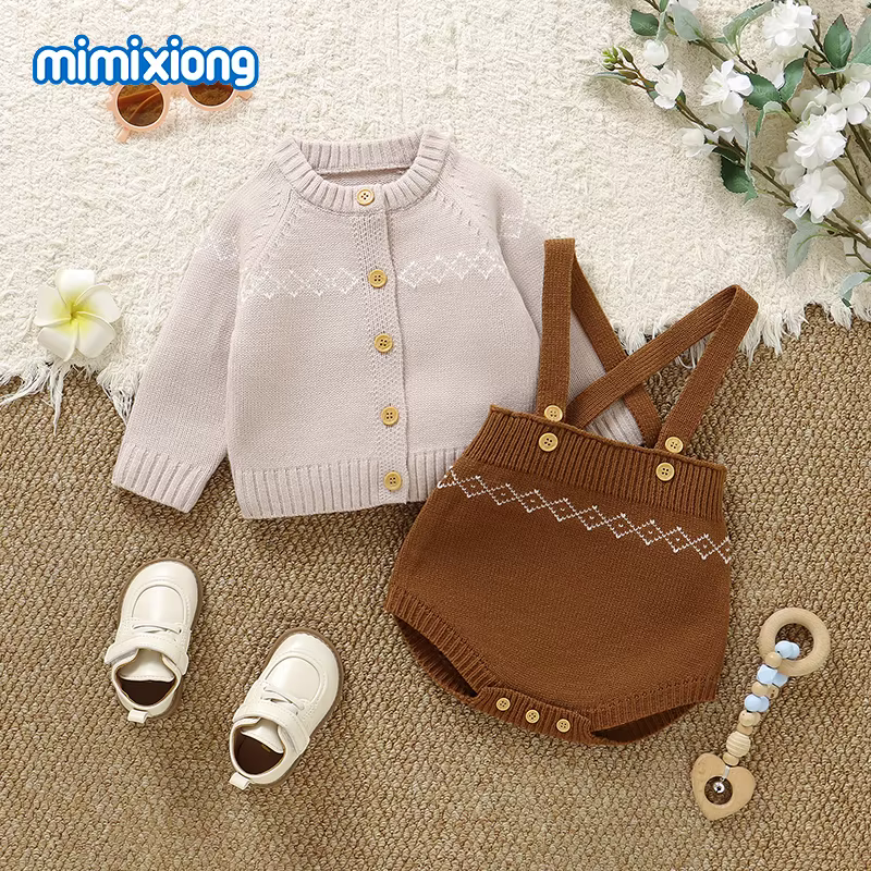 Conjunto cárdigan y mono rojo para niña – Puericultura moderna