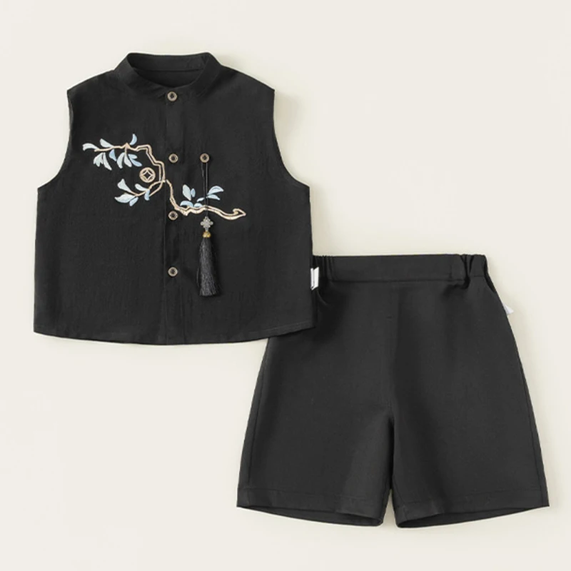 Conjunto verano niño con camiseta bordada y pantalón corto - imagen 5
