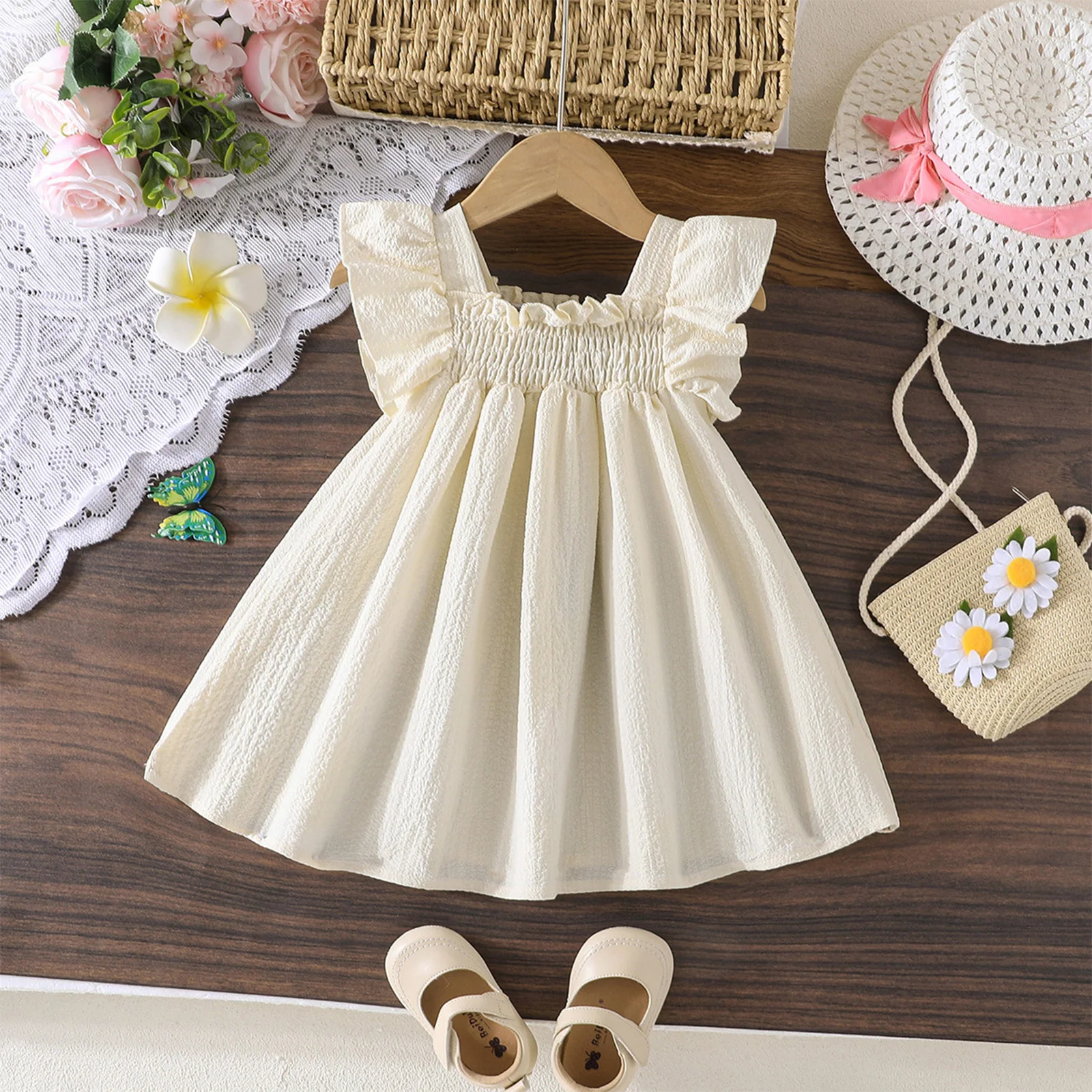 Vestido veraniego para niñas con mariposa y mangas volantes - imagen 2