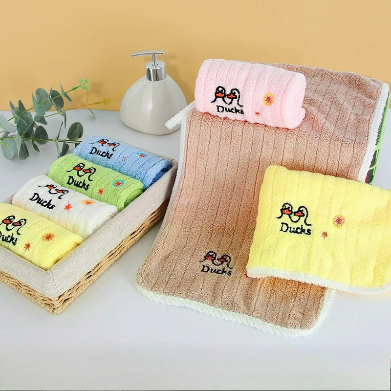 Toallas para lavarse la cara, bañarse y secar las manos; Uso doméstico y de jardín de infantes; Toallas absorbentes para la cara del bebé con encaje
