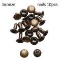 nails bronze