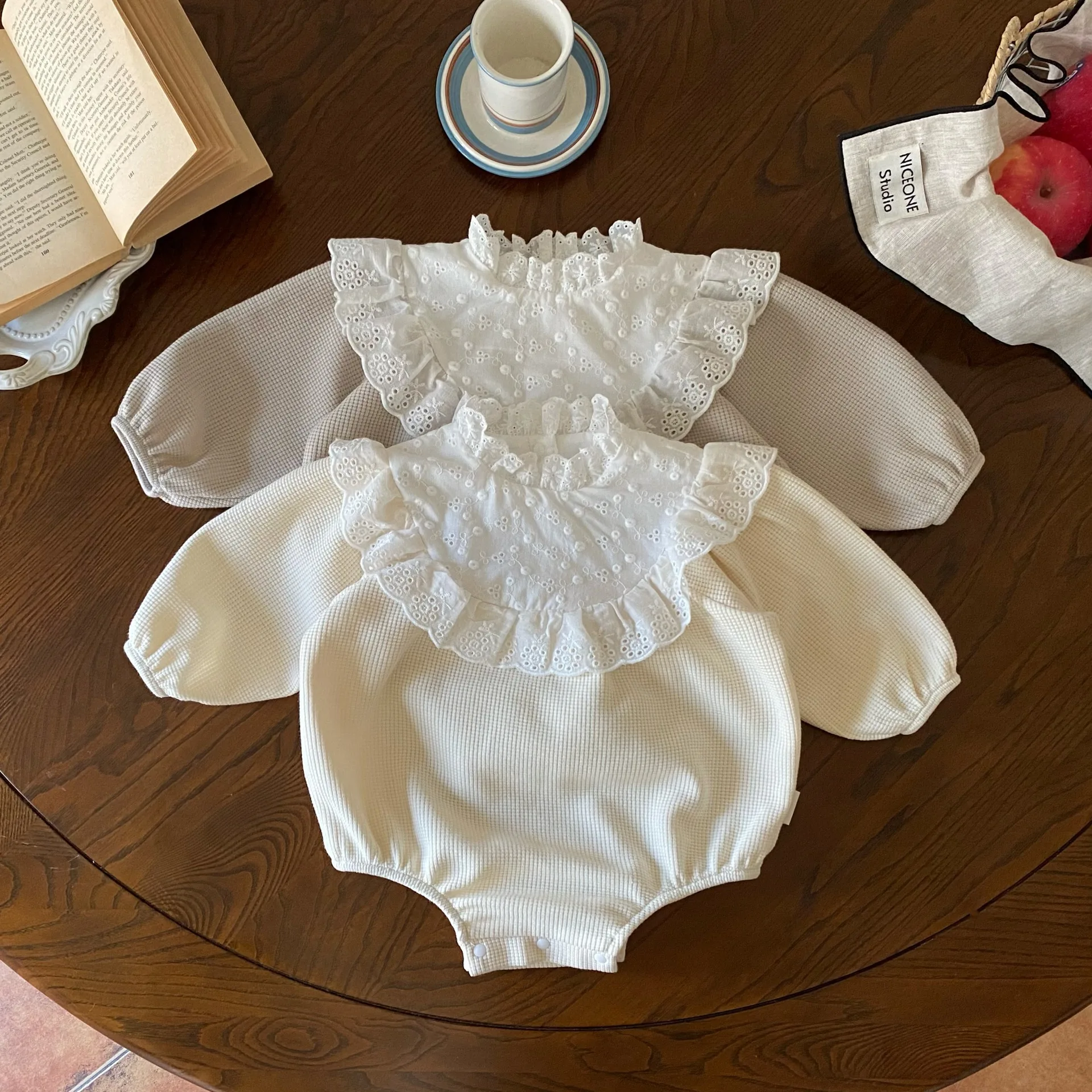 MILANCEL-body de encaje para niñas pequeñas, traje de una pieza con cuello de princesa, ropa de gofres, novedad de 2024