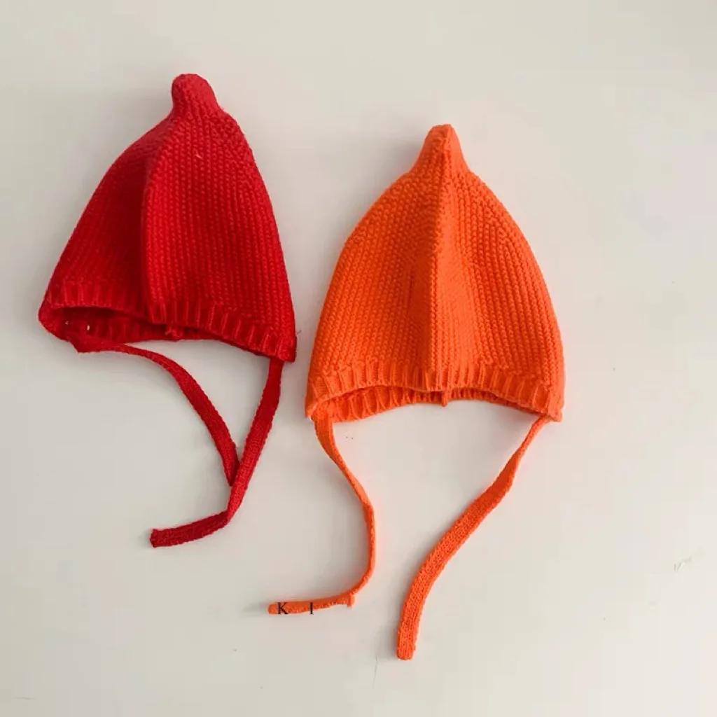 Gorro tejido cálido para bebé con protección de oídos – color sólido - imagen 2