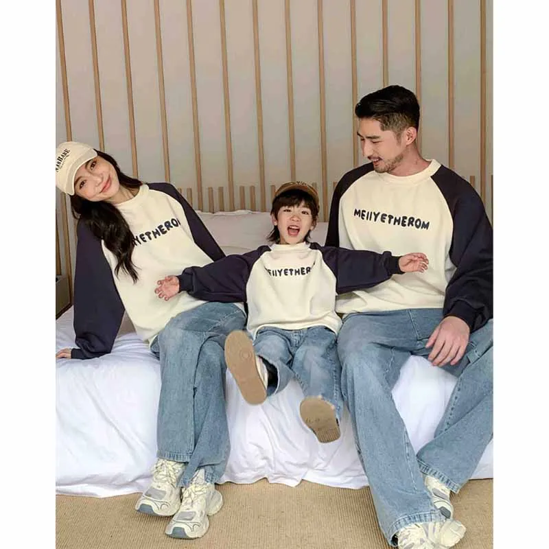 Conjunto familia: sudadera mamá e hija + jersey papá e hijo - imagen 5