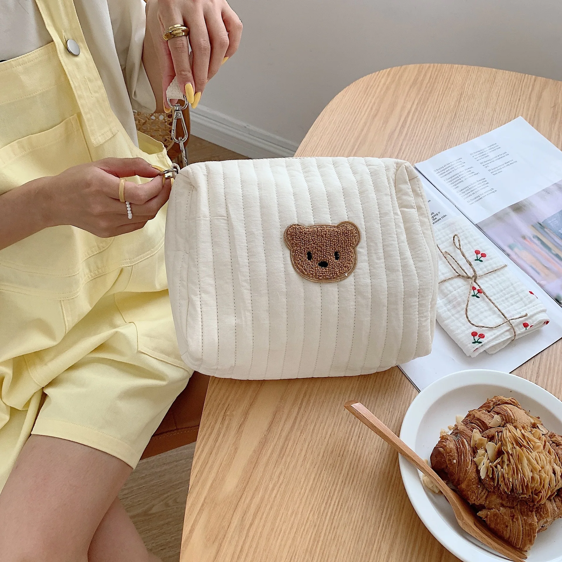 Bolsa de pañales de algodón Ins para cochecito, bolsa colgante, artículos para bebé, organizador de pañales, bolsa de mamá con cremallera, bolsa de maquillaje bonita para mujer y niño - imagen 2