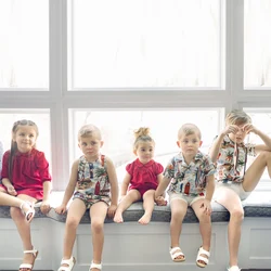 Ali Plus SS25 vestido de mezclilla roja para niña