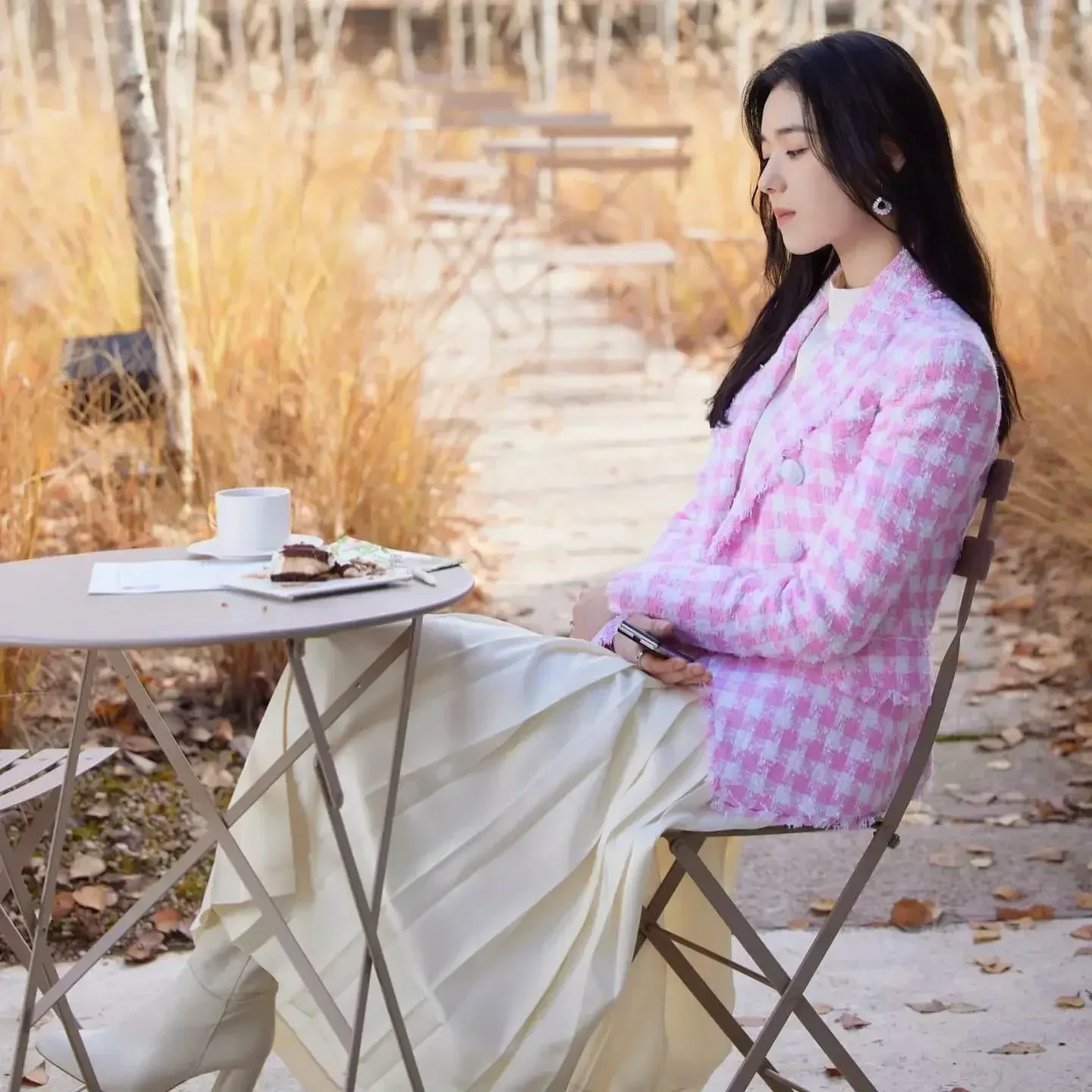 Traje informal rosa para mujer, abrigo personalizado de lujo con botón de cabeza de león, primavera y verano, el mismo estilo - imagen 5