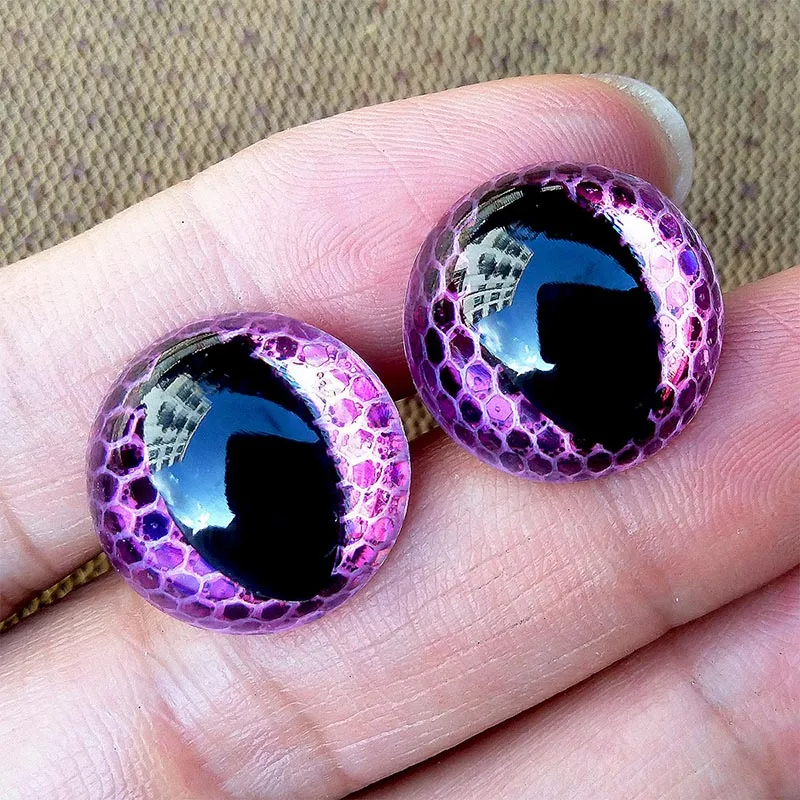 pink Eyes