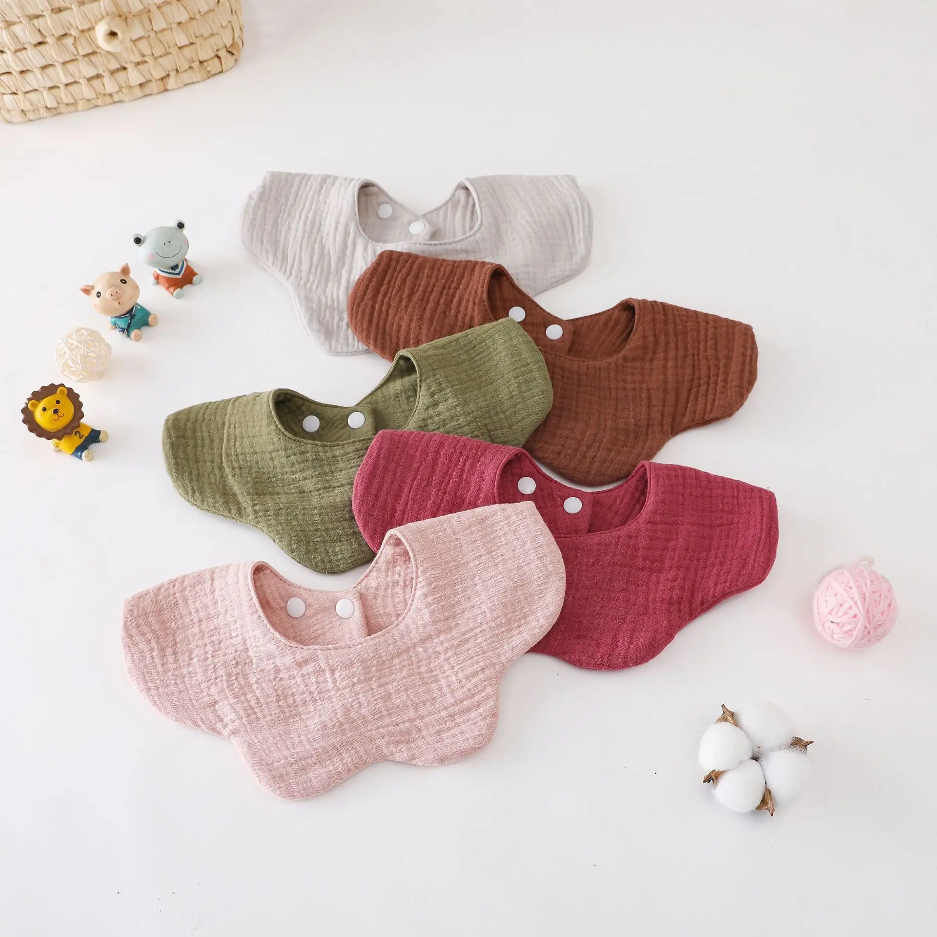 Babero de algodón liso para alimentación de bebé, babero para recién nacidos, toalla de Saliva de pétalos, paño suave para eructar, Baberos para niños pequeños - imagen 2