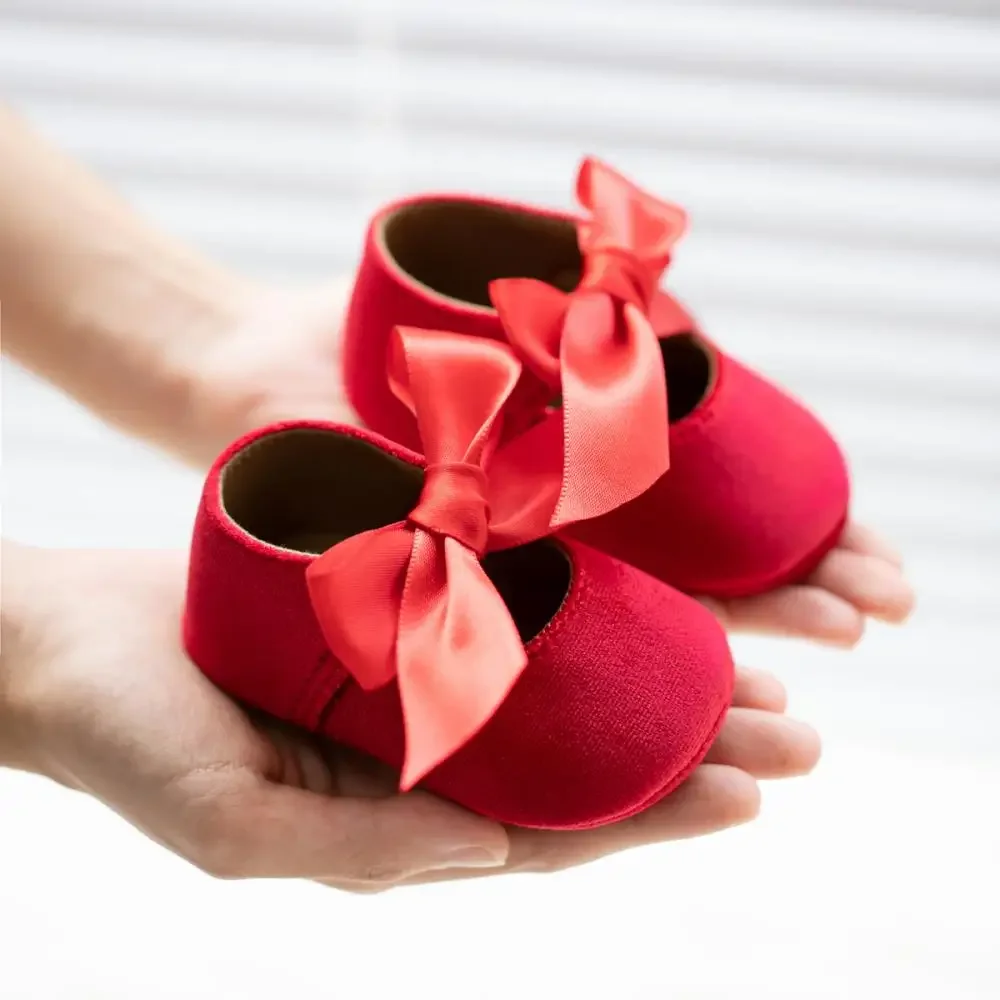 Meckior, zapatos para niña, bonitos zapatos de cama antideslizantes de Estilo Princesa para bebé, zapatos rojos de Navidad para recién nacidos, zapatos para niños pequeños de Año Nuevo - imagen 3