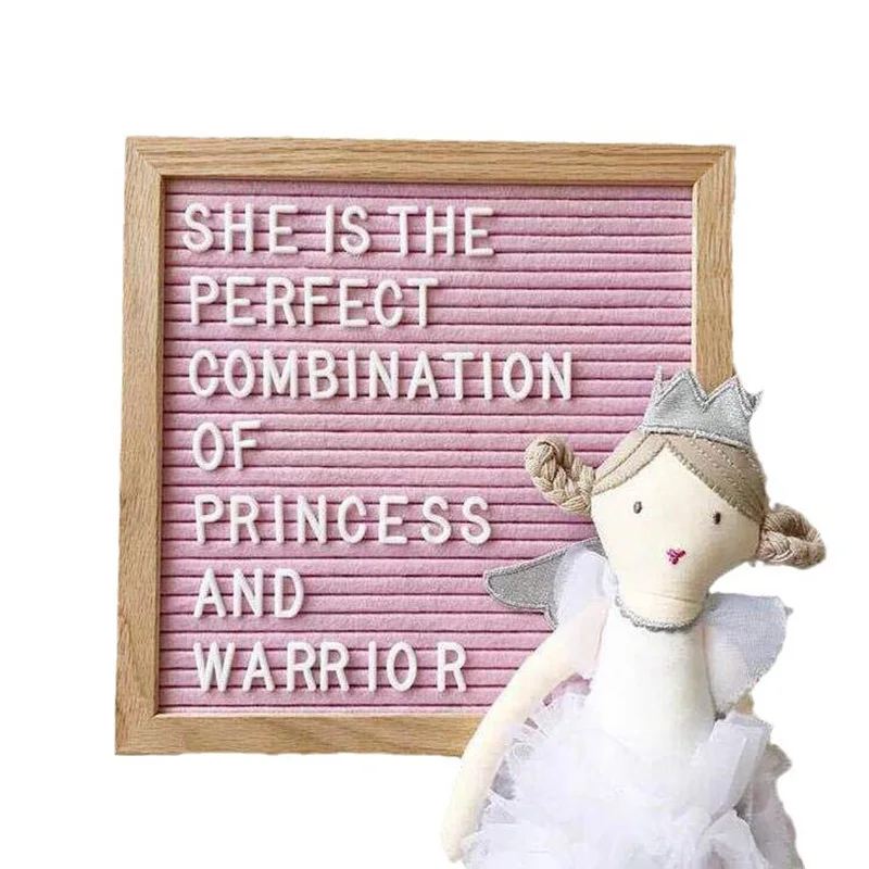 Tablero de ortografía de letras de fieltro de madera para accesorios de fotografía de cien días de bebé