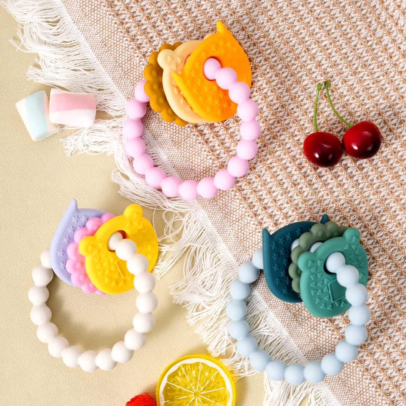 Mordedor de silicona de Color para niños, juguete para bebés, juguete para masticar animales de dibujos animados, anillo de dentición para niños pequeños, pulsera sin BPA, accesorios para bebés