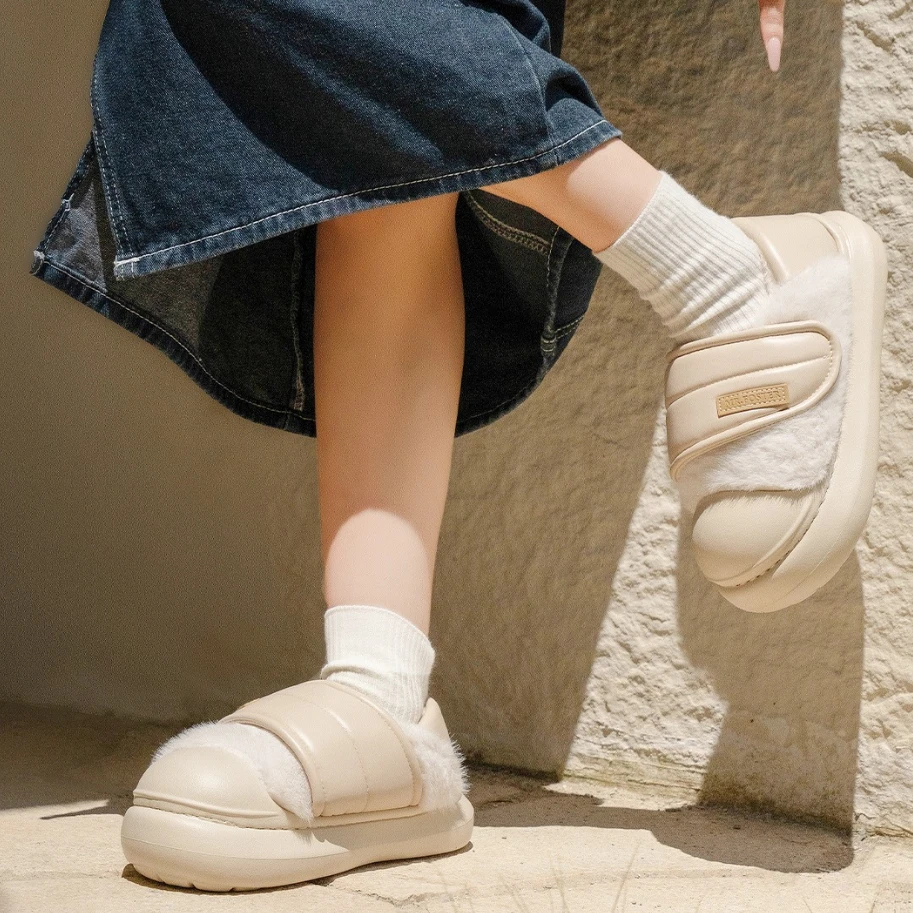 Zapatos de calle cálidos de algodón para mujer, botas de nieve esponjosas de invierno, suela gruesa, piel sintética suave, botas cortas para caminar a diario para niñas - imagen 5