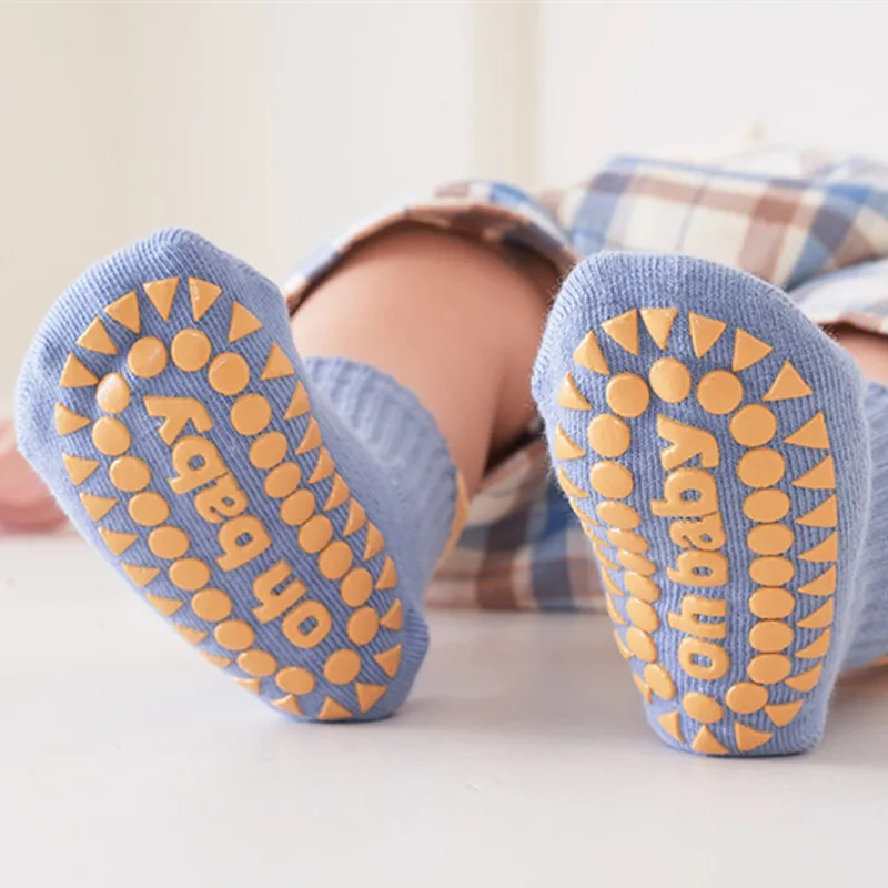 Calcetines antideslizantes de algodón suave para bebé niño - imagen 3