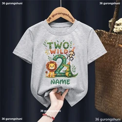 Camiseta infantil de leones, mono y cocodrilo con nombre
