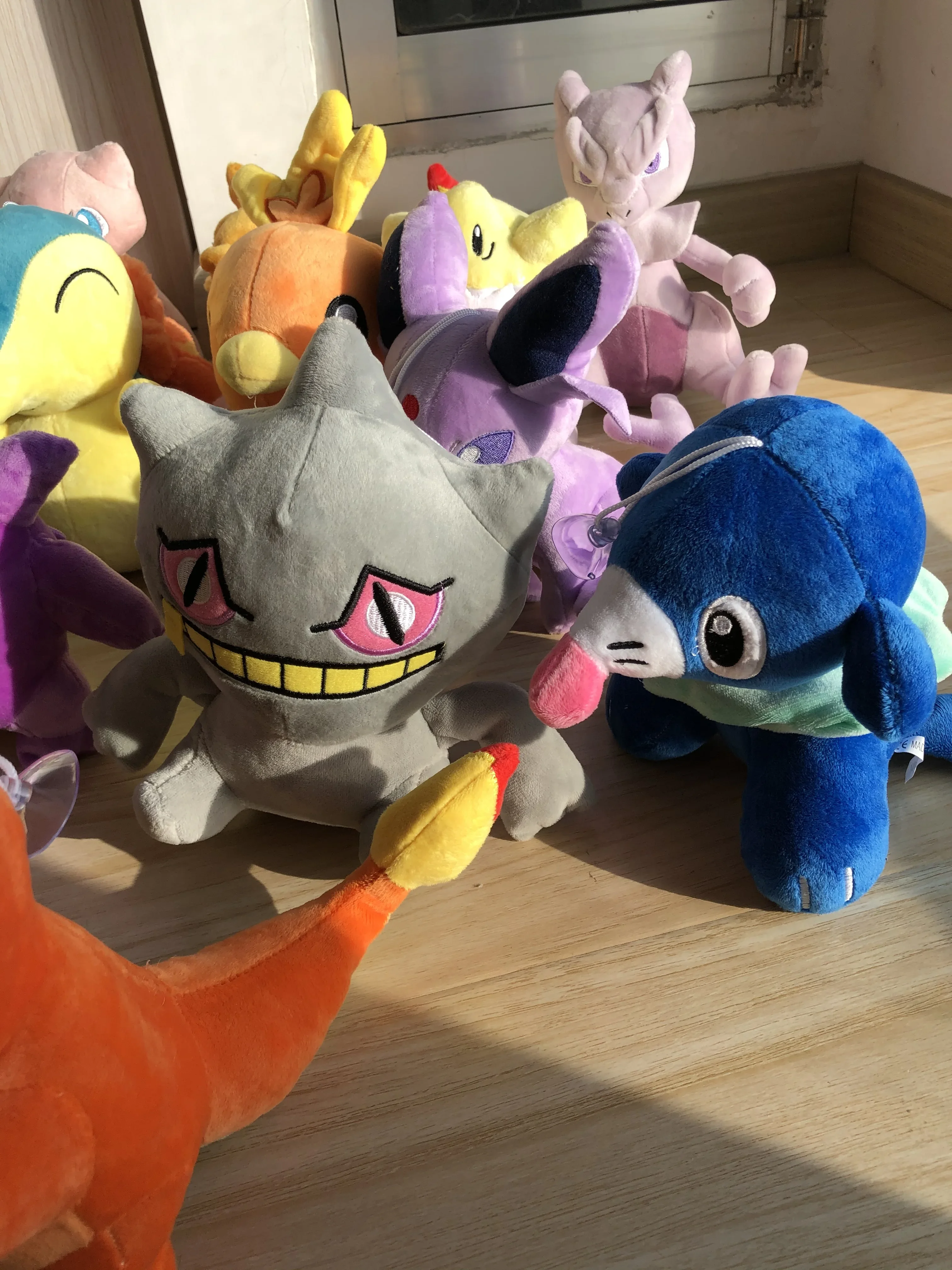 Peluche Sylveon de la colección Pokémon Legends ZA