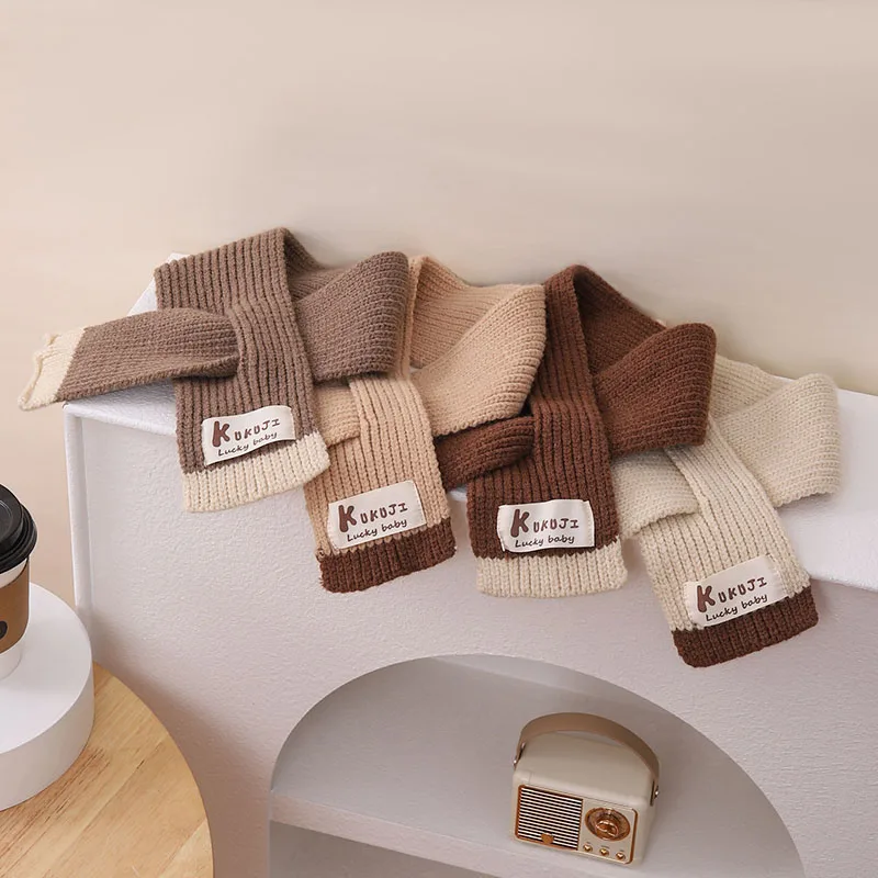 Conjunto de gorro y bufanda de invierno para niños, 4 colores, gorro de punto versátil para niñas, accesorios para niños con oso de dibujos animados - imagen 4