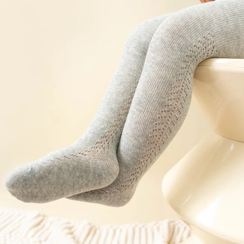Medias de algodón para niña – Cómodas para el otoño