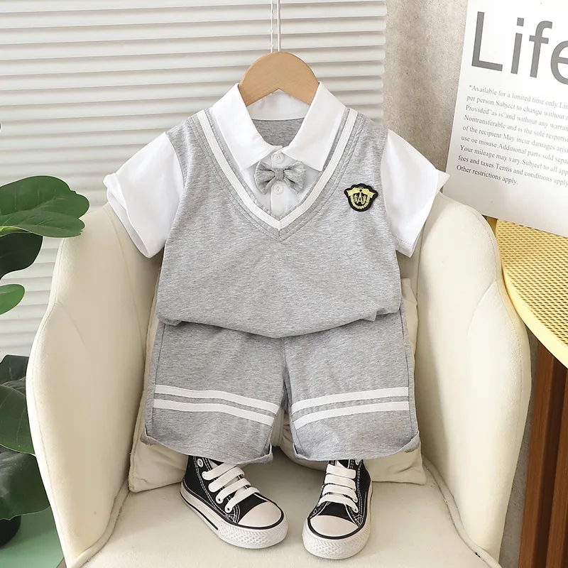 Nuevo conjunto de ropa de verano para bebés, camiseta para niños, pantalones cortos, 2 unids/set, ropa para niñas, disfraz infantil de moda, chándales para niños pequeños - imagen 2