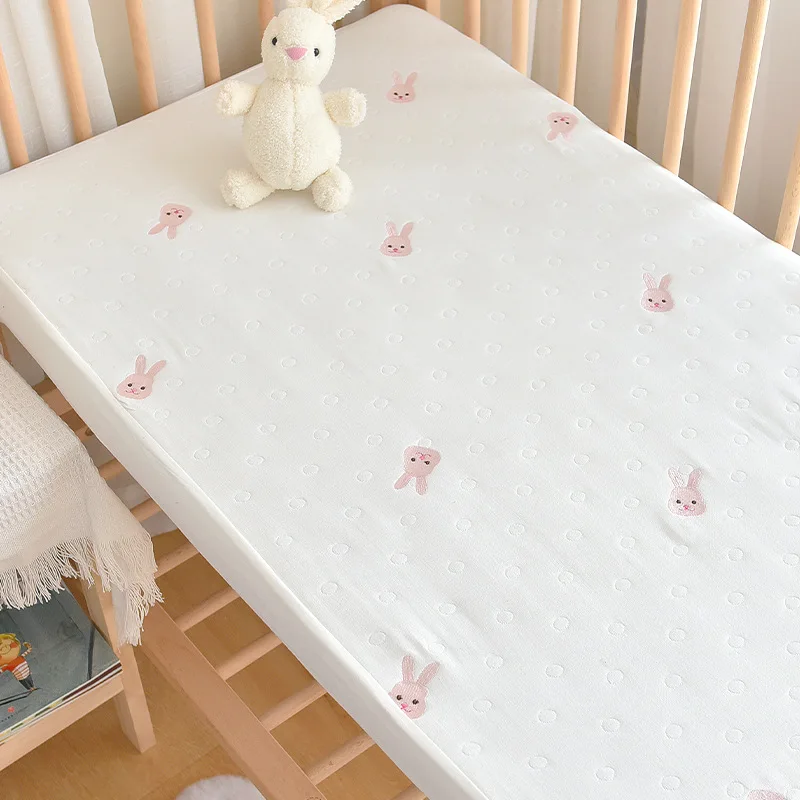 Sábana bajera para cuna de bebé, Sábana bordada con conejito de oso para niños, Funda protectora de colchón de muselina de algodón de 6 capas, tamaño personalizado - imagen 2