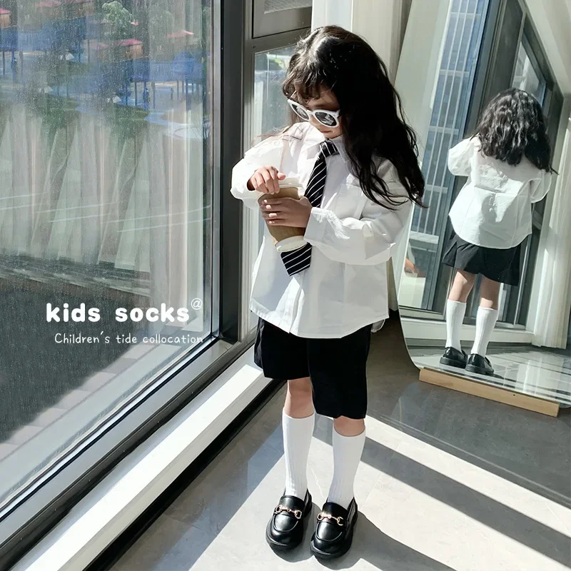 Calcetines suaves de algodón altos para niña – Estilo japonés sin costuras - imagen 3