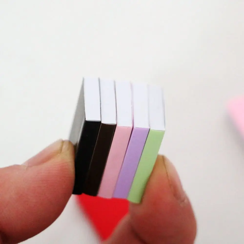 Accesorios en miniatura para casa de muñecas, libro de papel de bolsillo, adornos de simulación de Color, cuaderno, muebles, modelo de juguete, 1/12, 4 unidades por juego - imagen 5