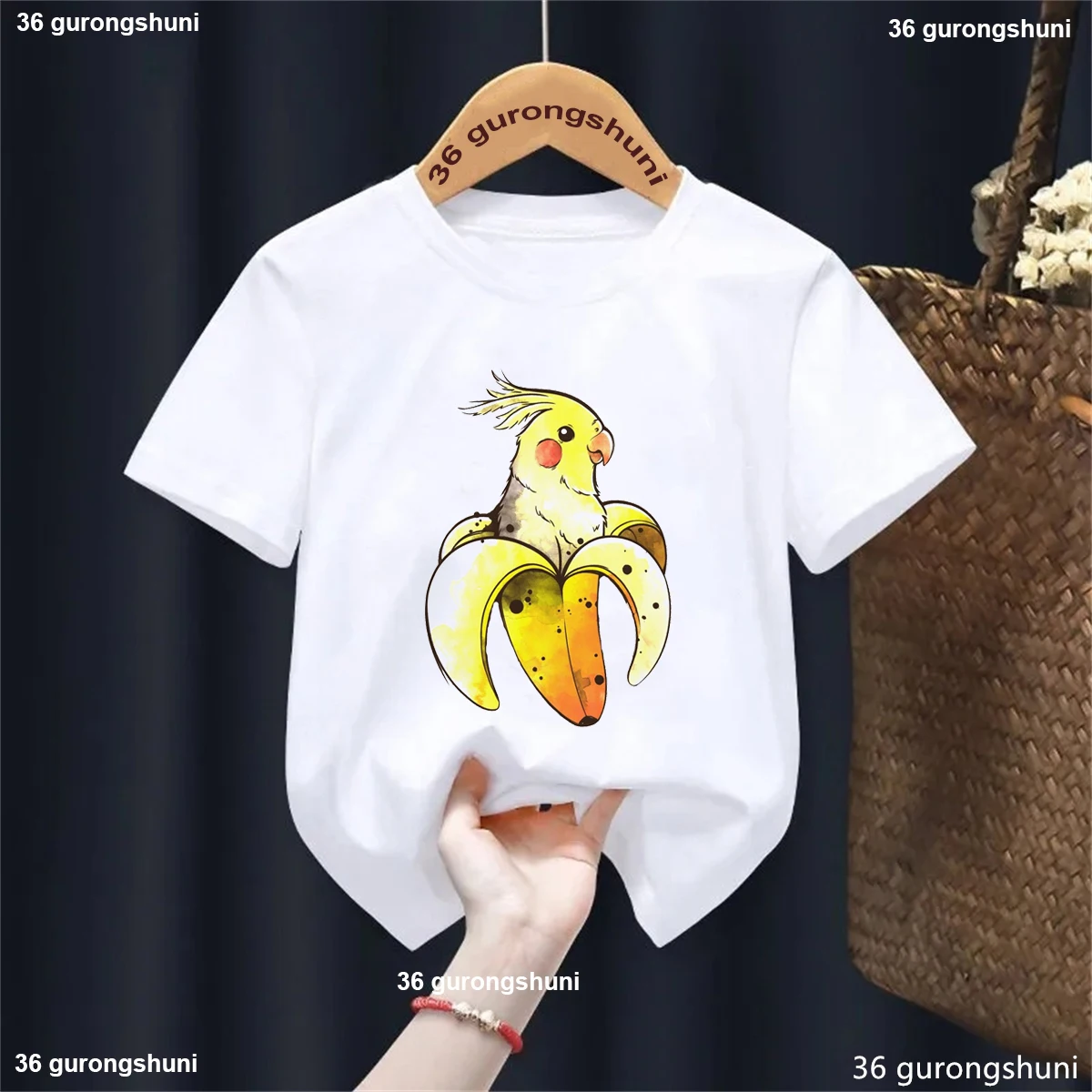 Camiseta con estampado de loro y plátano para niños y niñas, ropa divertida de pájaro, Harajuku, Kawaii, unicolor - imagen 3
