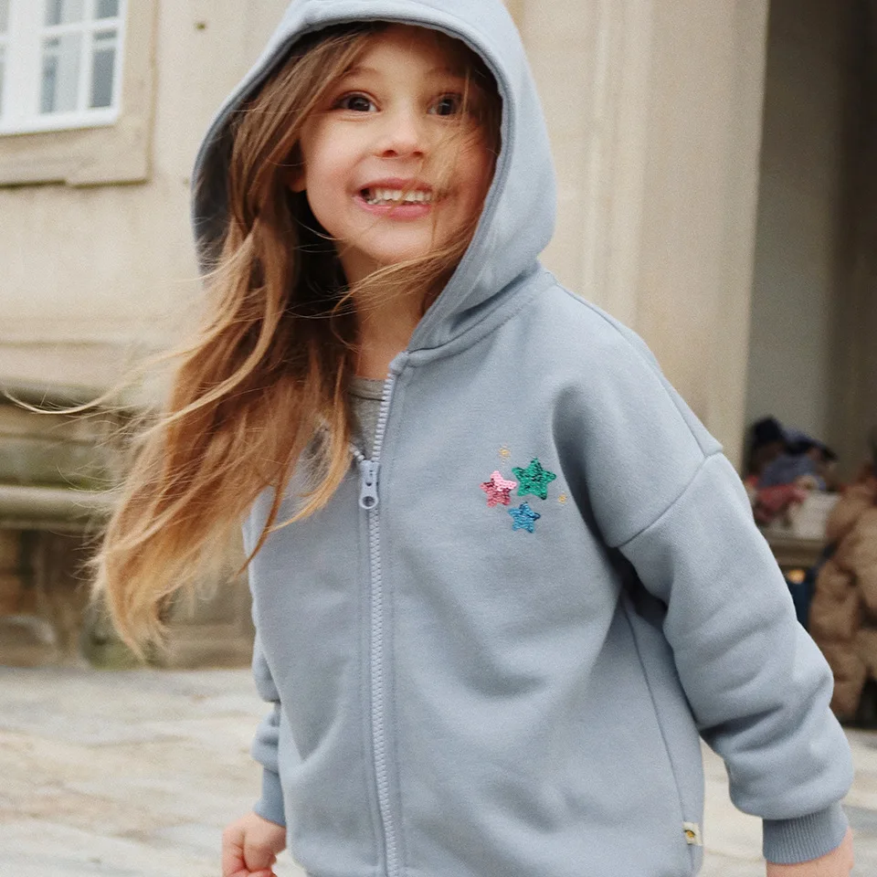 Conjunto de sudadera y pantalón con lentejuelas para niño - imagen 4