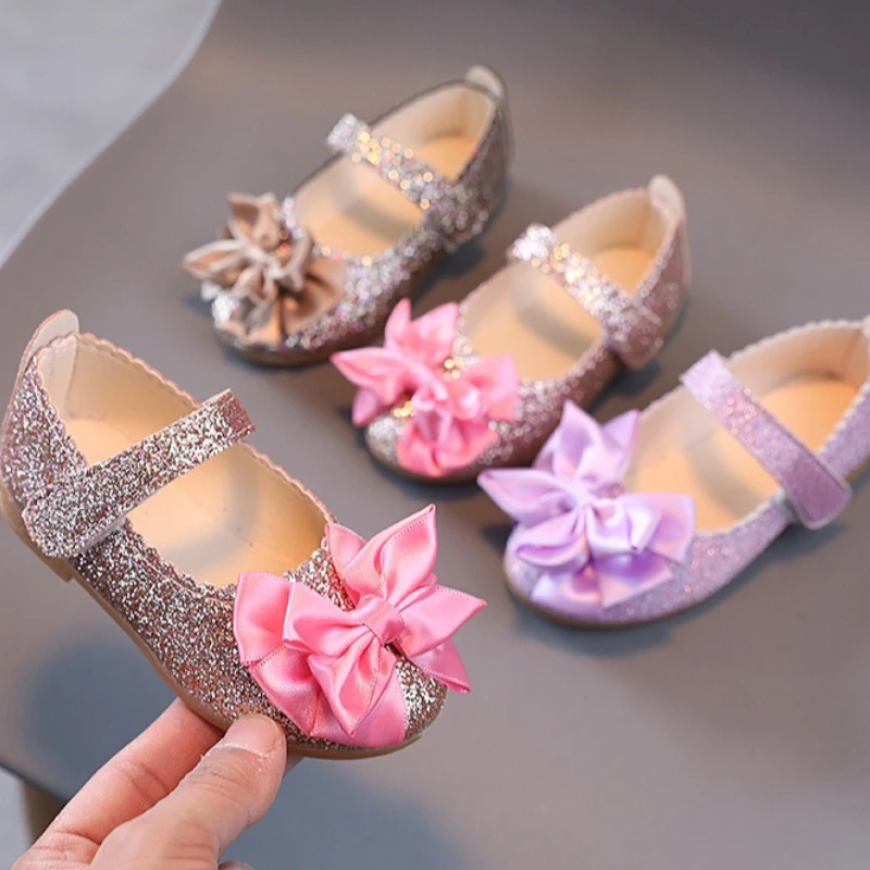 Zapatos antideslizantes con lazo para niña – Suela suave